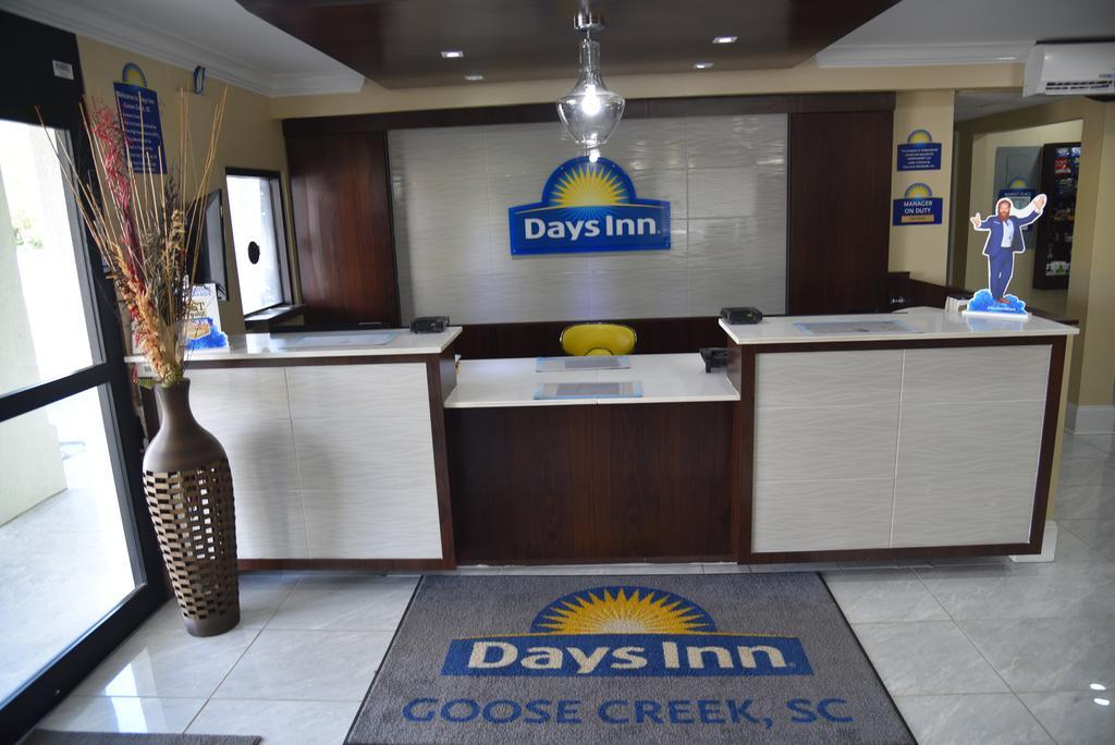 Days Inn By Wyndham Goose Creek North Charleston Extérieur photo
